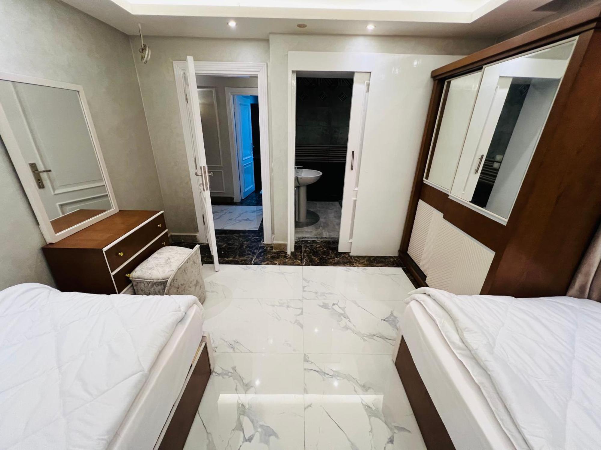 المهندسين / عبدالمنعم رياض *
